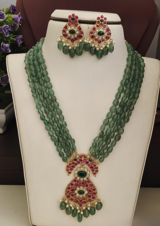 jadau kundan necklace and earrings