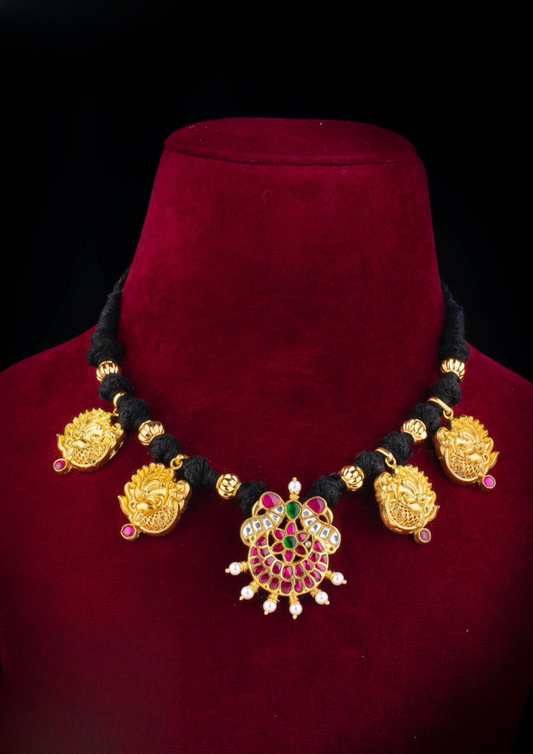 Jadau kundan choker