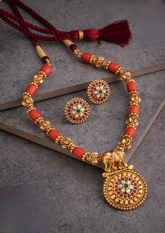 Kundan and beads necklace with earrings